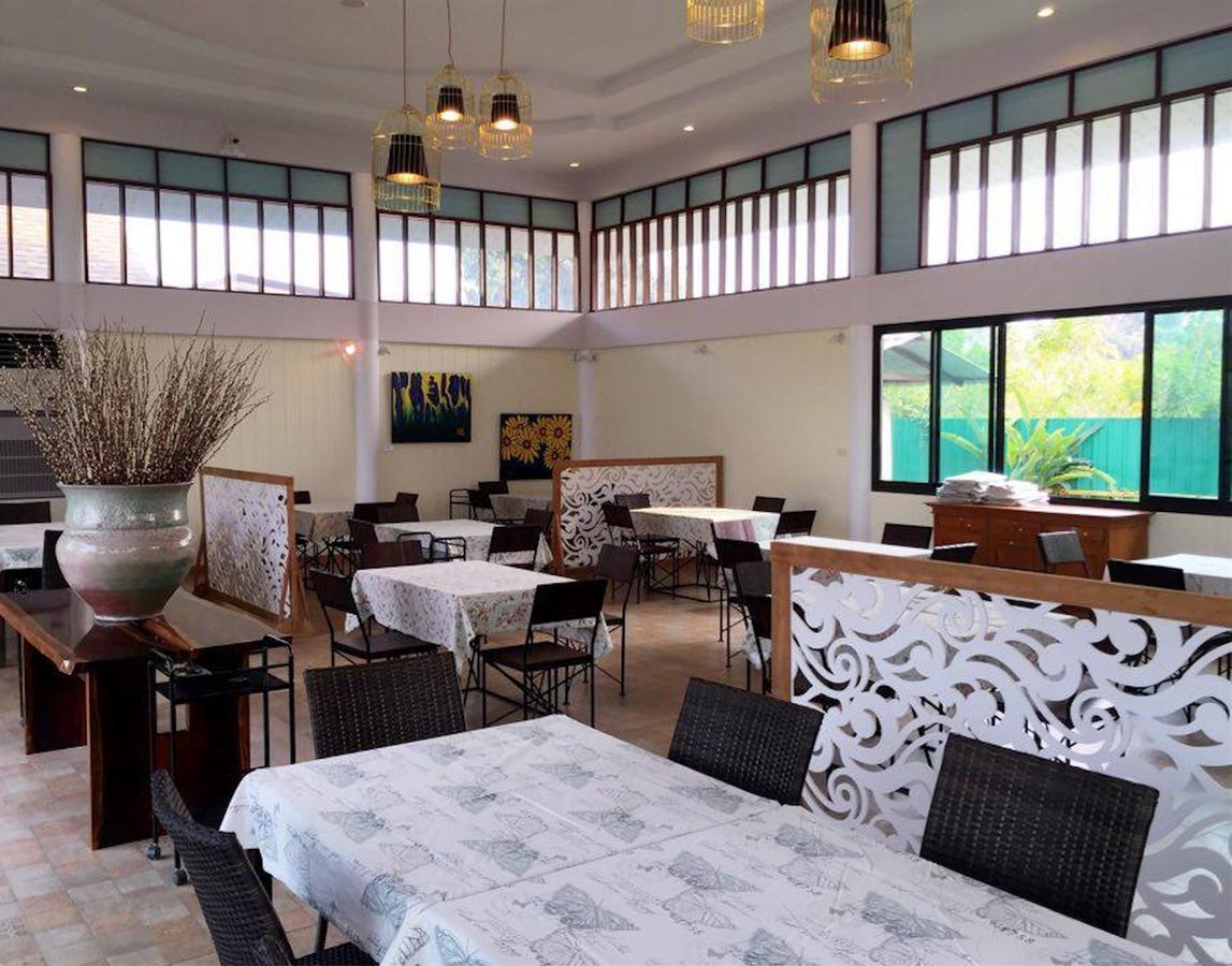 Maeping Mango Riverside Resort 캄팽 펫 외부 사진