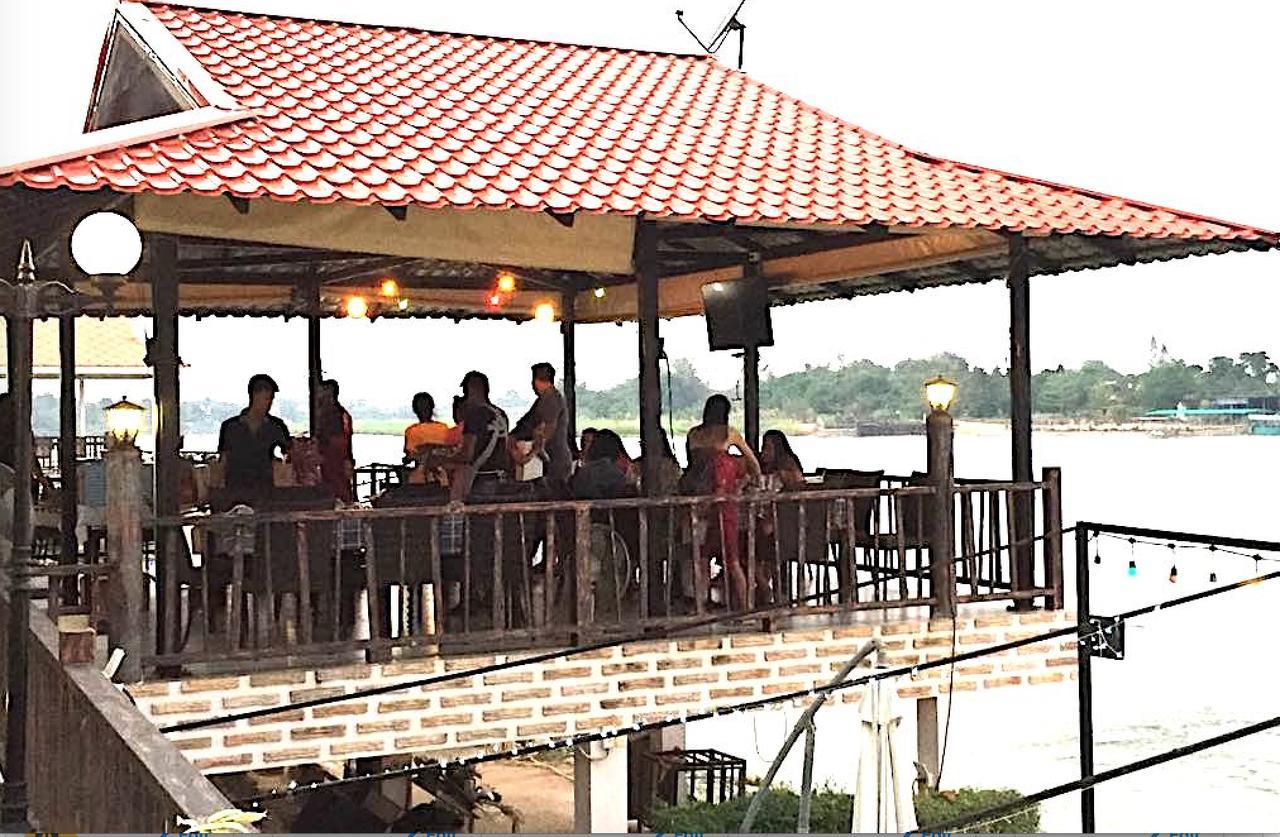 Maeping Mango Riverside Resort 캄팽 펫 외부 사진