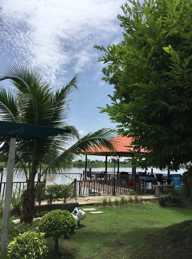 Maeping Mango Riverside Resort 캄팽 펫 외부 사진